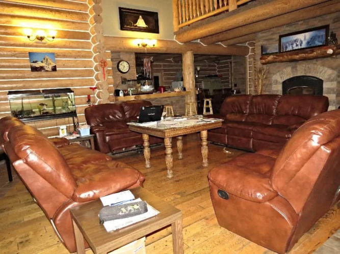 Teton Hostel HideAway