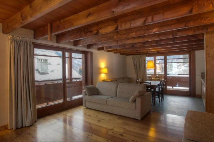 1 Bedroom Suite