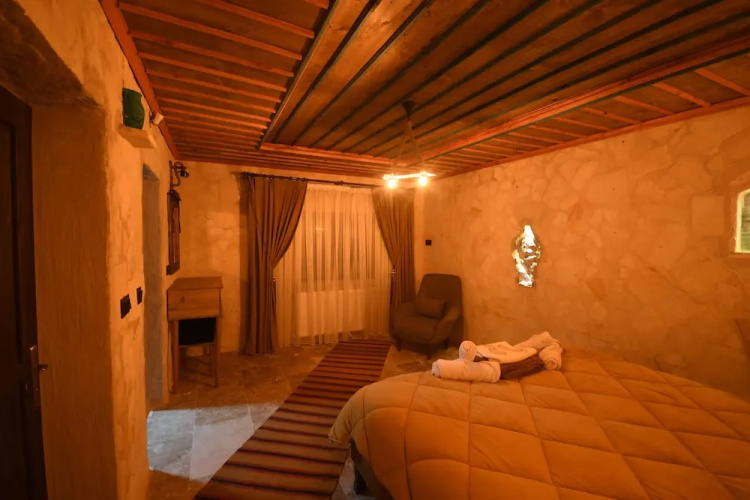 Stone Owl Hotel
