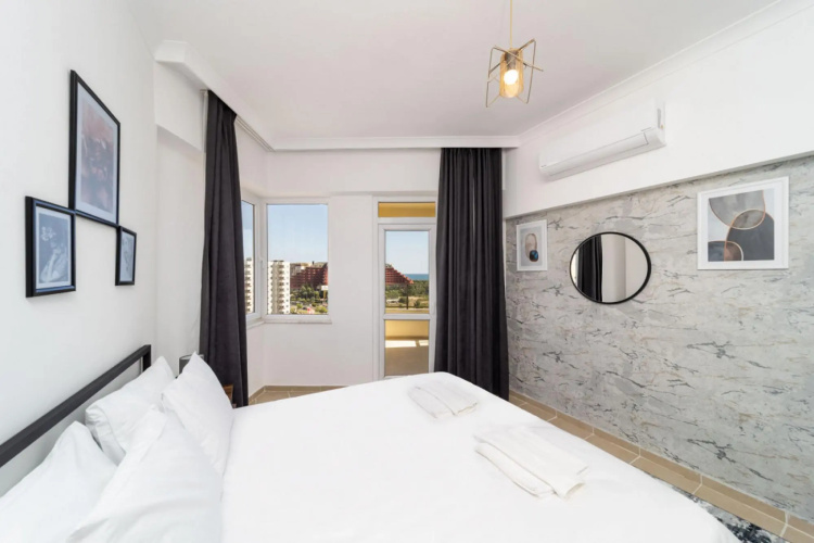 Modern Flat With Balcony Close to Beach in Aksu