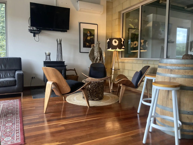 Sow and Piglets Guesthouse - Hostel