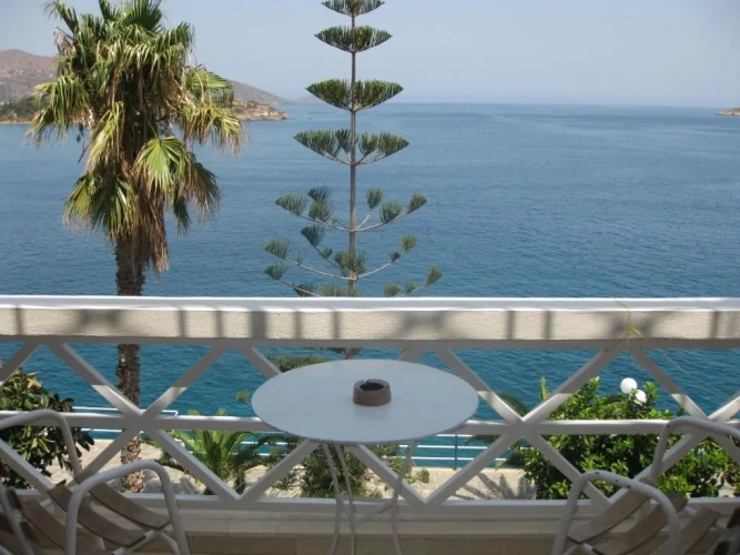 Studio with sea view