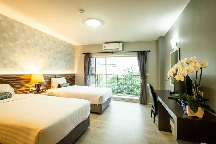 Standard Quintuple room