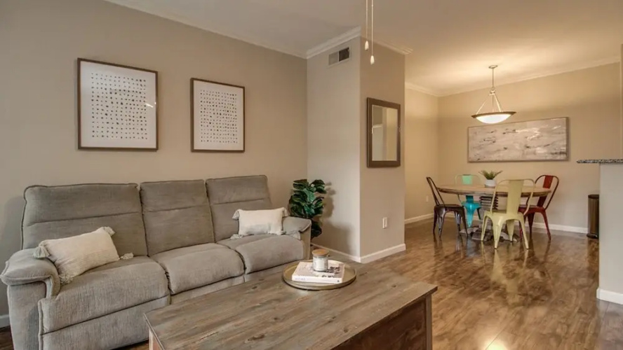 Cozy 1-bdrm Scottsdale Condo Next to Pool