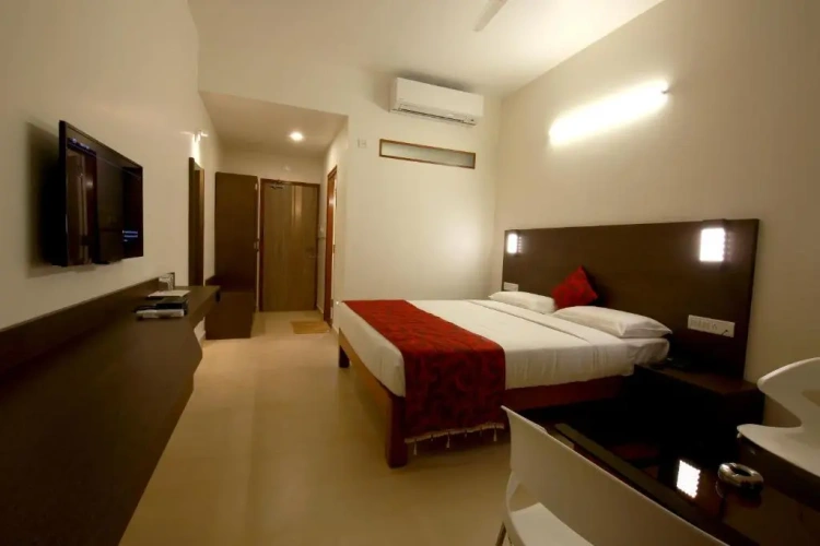 Deluxe Double room with view