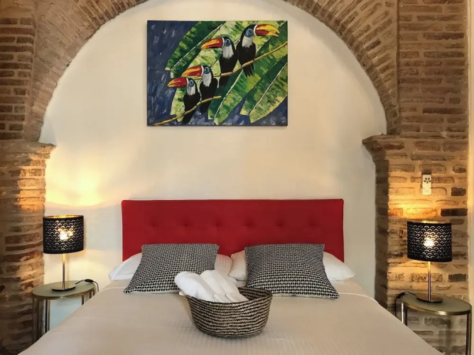 Paseo Colonial - Sabbatical 1