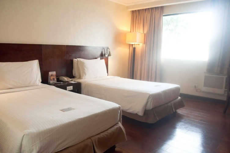 Pearl Garden Hotel