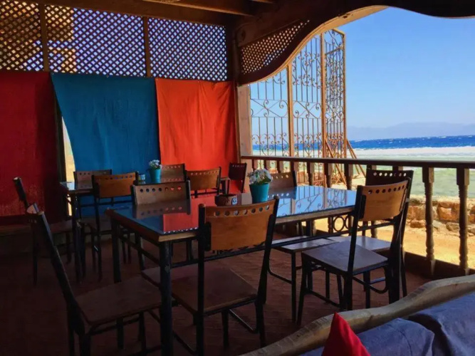Christina Hotel Beach Palace