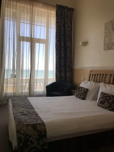 Standard Double room with sea view