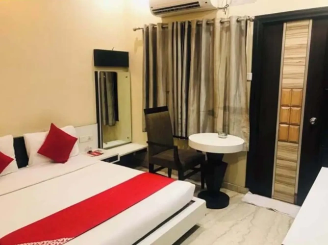 Royal room