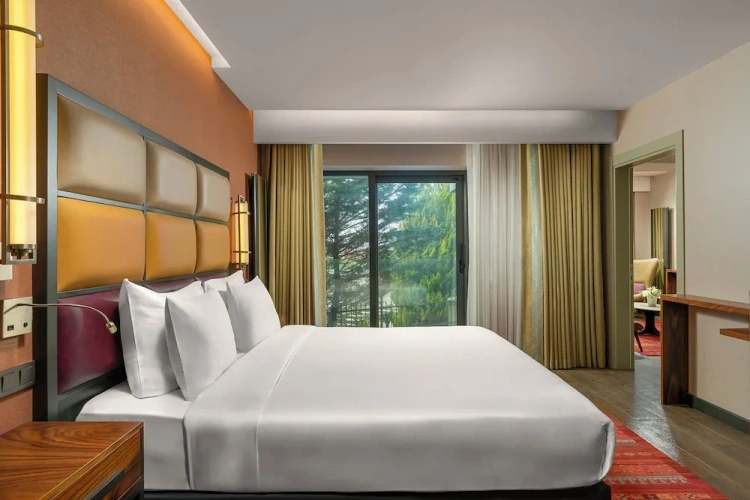 Standard Triple room with balcony and with sea view