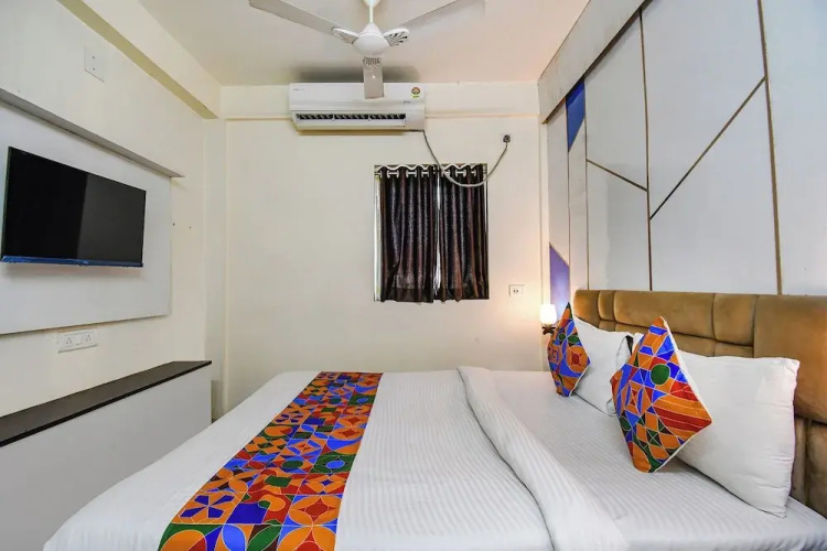Hotel Green Leaf