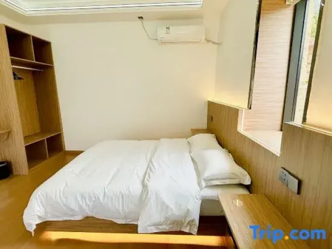 Standard Double room with courtyard view