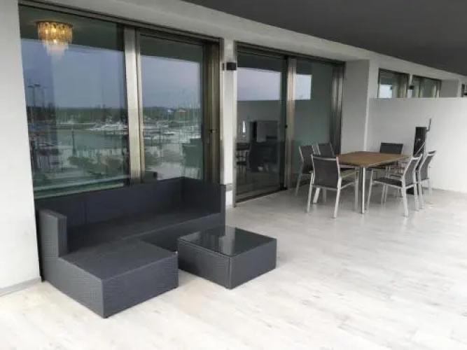 Laguna apartement