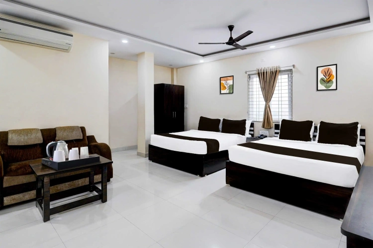 Classic Triple room