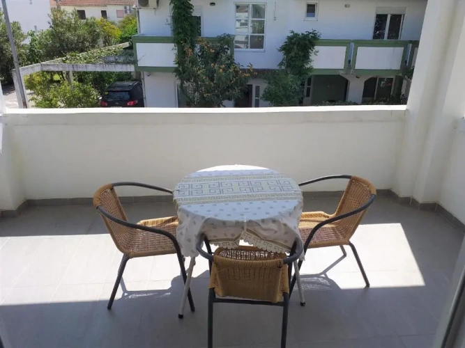 Studio with balcony