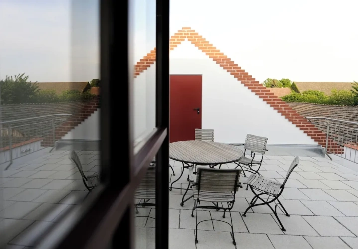 Suite with balcony and with courtyard view