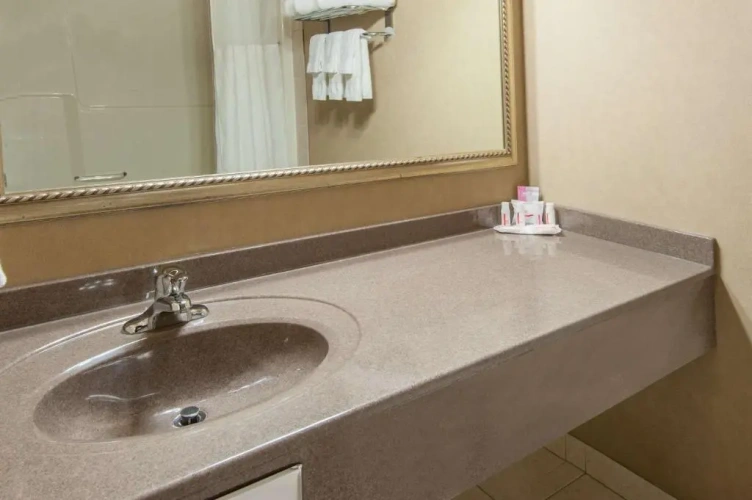 Deluxe Double Suite