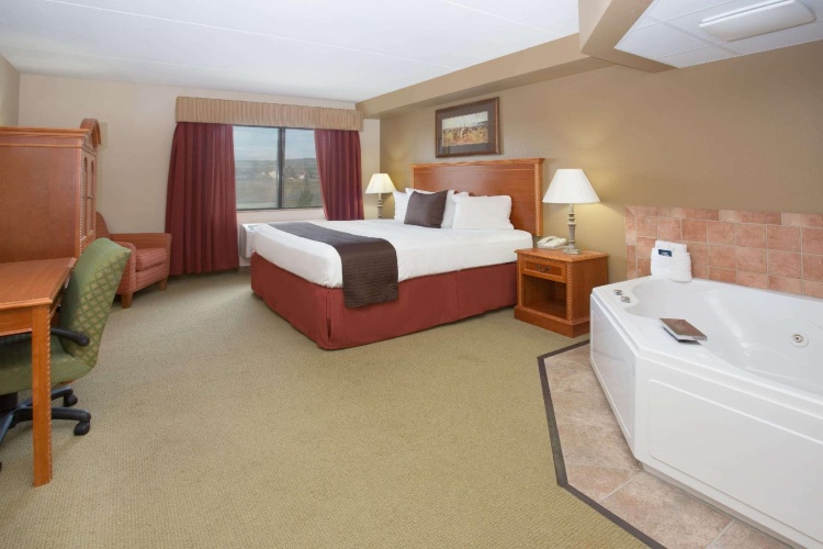 Deluxe Double Suite