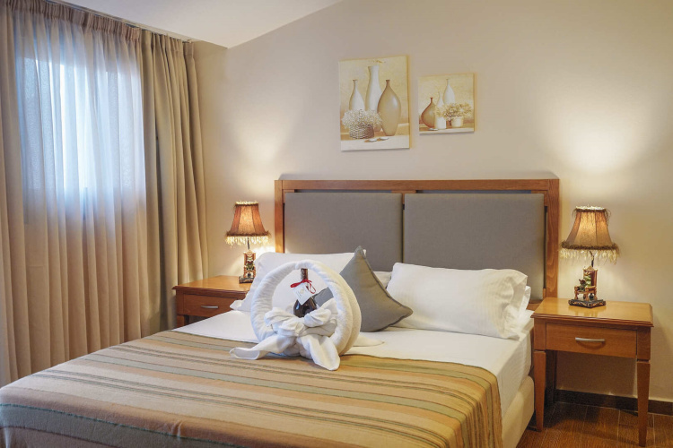 Flamingos Hotel