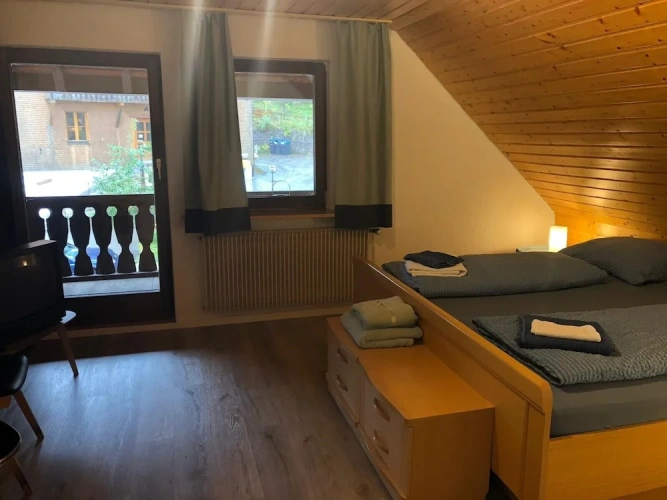 Economy Double room with balcony and with view
