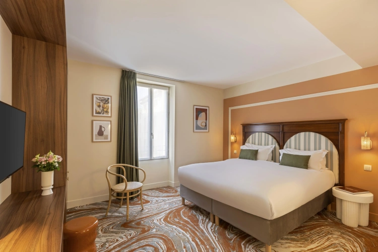 Guest rooms