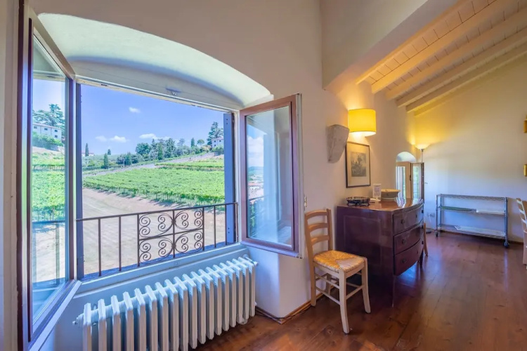 Villa Faccioli Deodara With Shared Pool