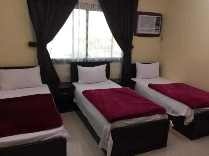 3 Bedrooms Apartment