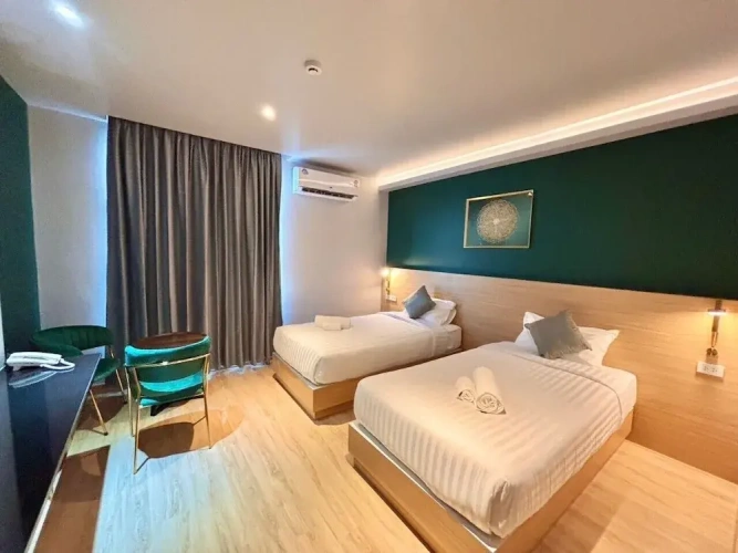 Deluxe Twin room