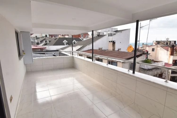 Nora Suite