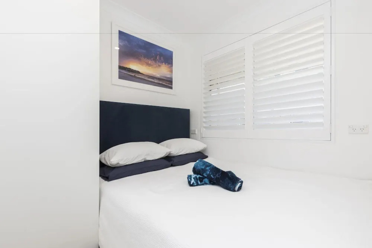 Quiet Spacious Apt with AIR CONDITIONING & Netflix
