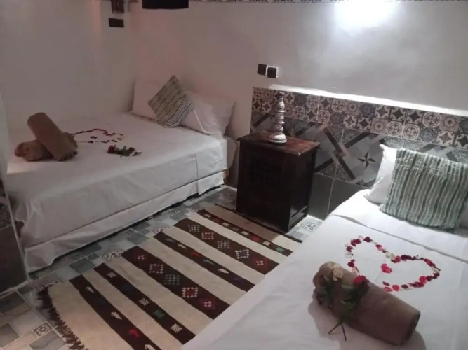 Standard Triple room
