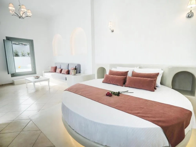 Anthemis Suites