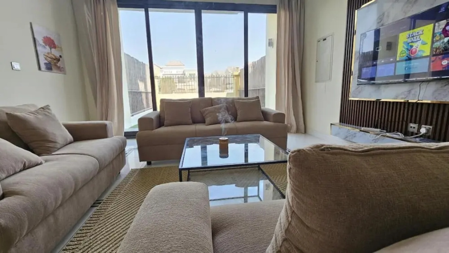 Elegant 2-bed Villa And&nbsp;hall, G,1