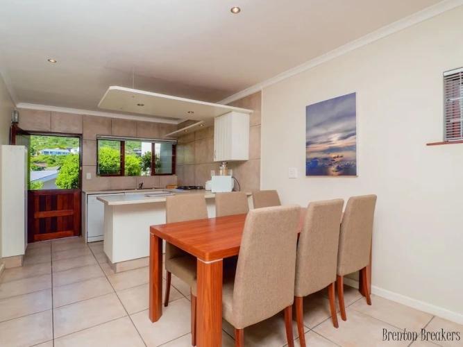 2 Bedrooms Villa with view
