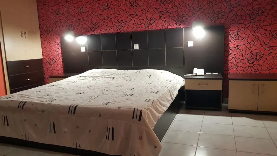 Sozos Inn Hotel