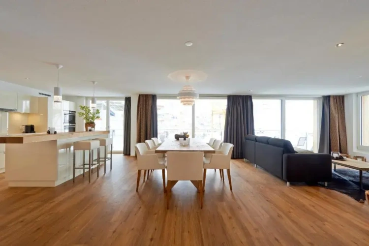 3 Bedrooms Apartment with balcony