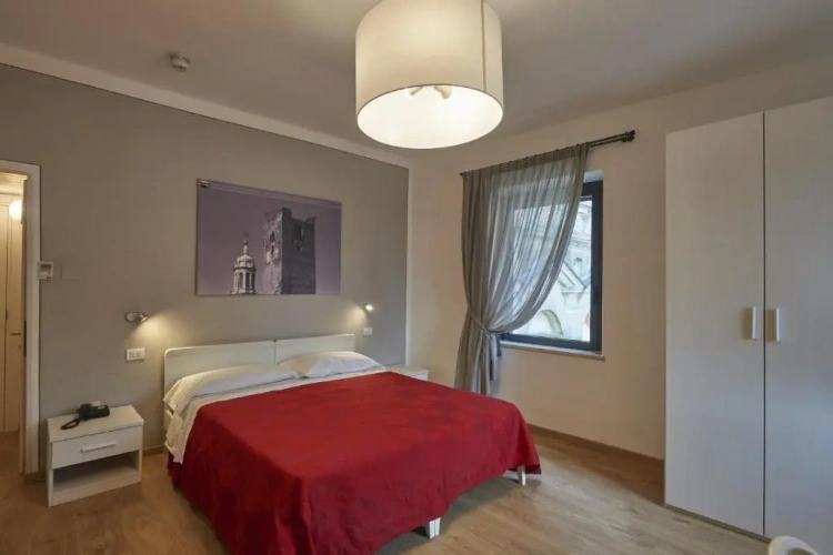 Standard Double room with city view