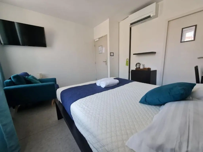Standard Double room with garden view