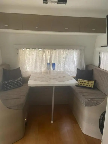 Trailer, Esporte e Amigos
