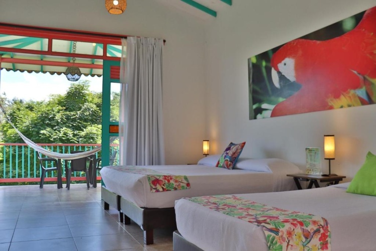Standard Triple room