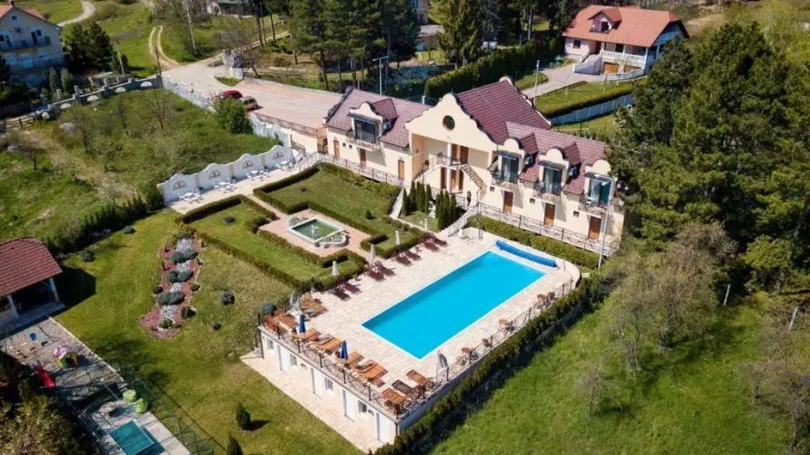 Standard Double room with balcony and with view