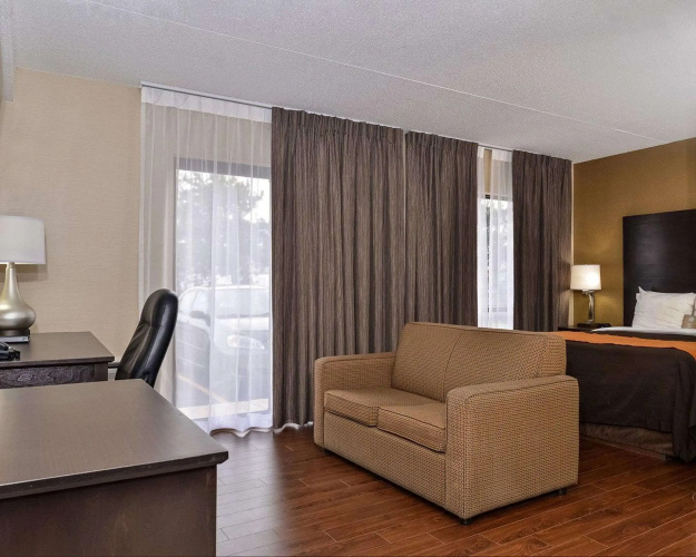 Comfort Inn Brampton