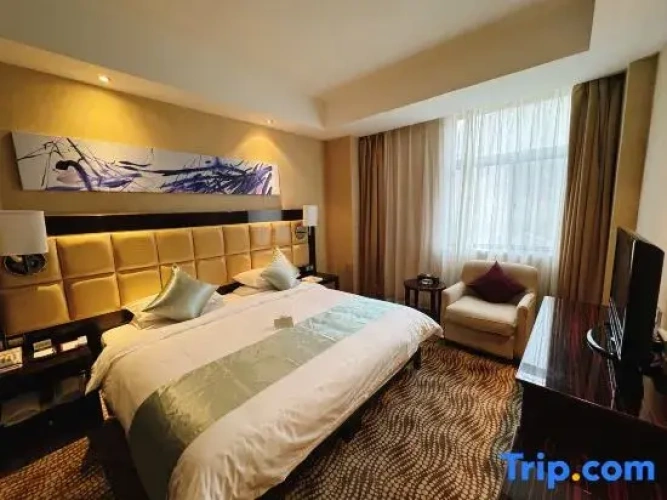 Deluxe Double Suite