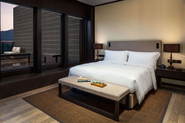 Hilton Ningbo Dongqian Lake