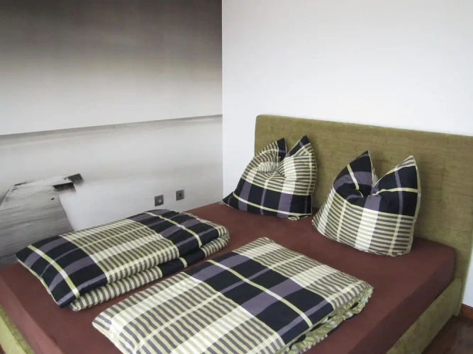 4 Bedrooms Villa
