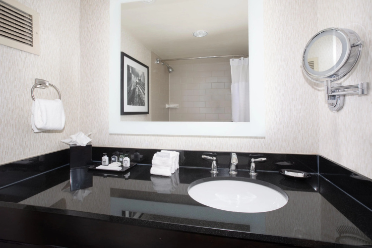 Crowne Plaza Kansas City Downtown photo 11