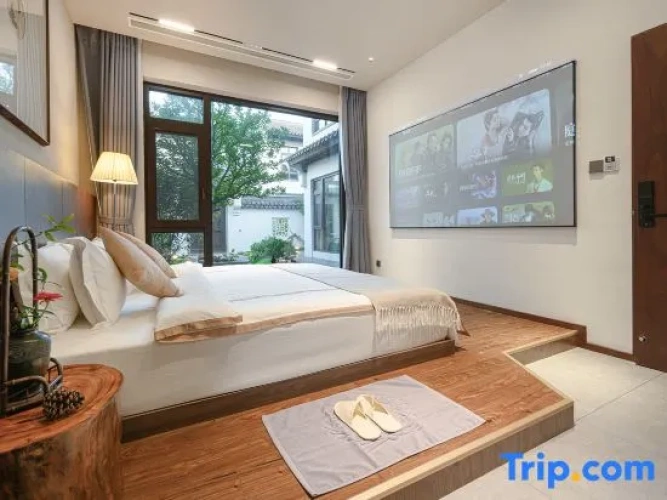 Standard Double room with garden view