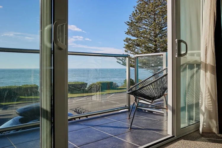 2 Bedrooms Premium Apartment