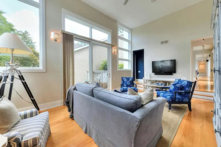 Hickman Street 214